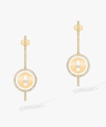 Lucky Move Arrow Earrings