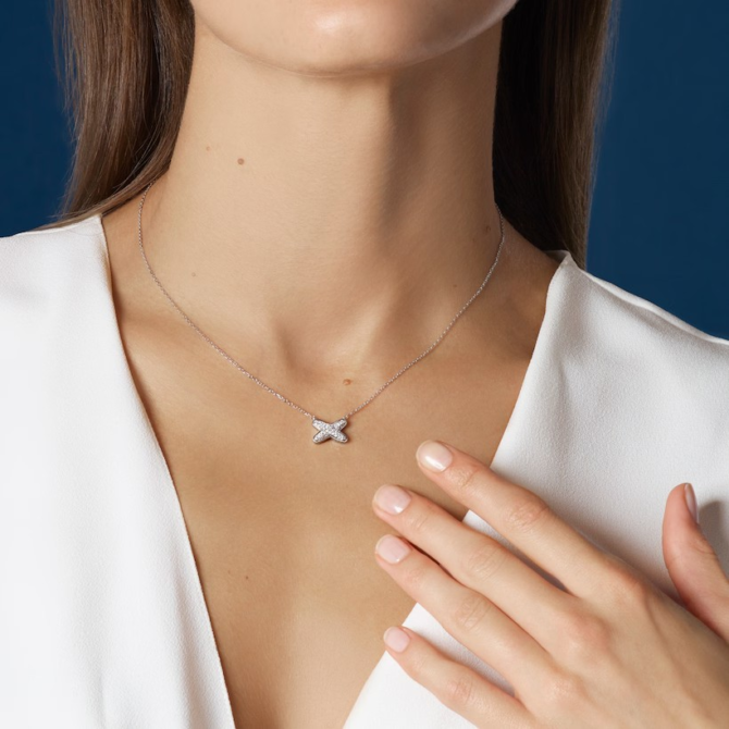 Jeux de Liens Necklace , Diamonds