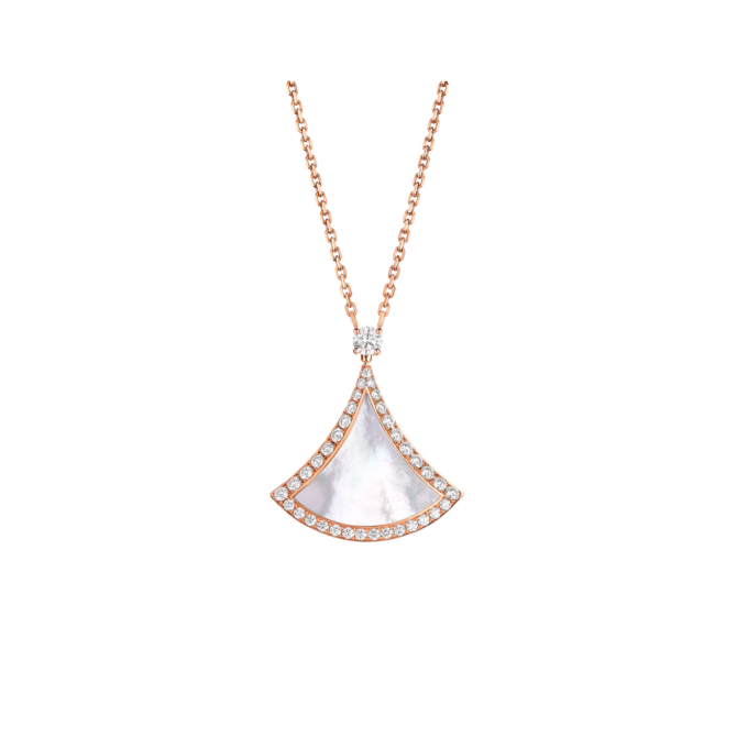 Divas' Dream Necklace