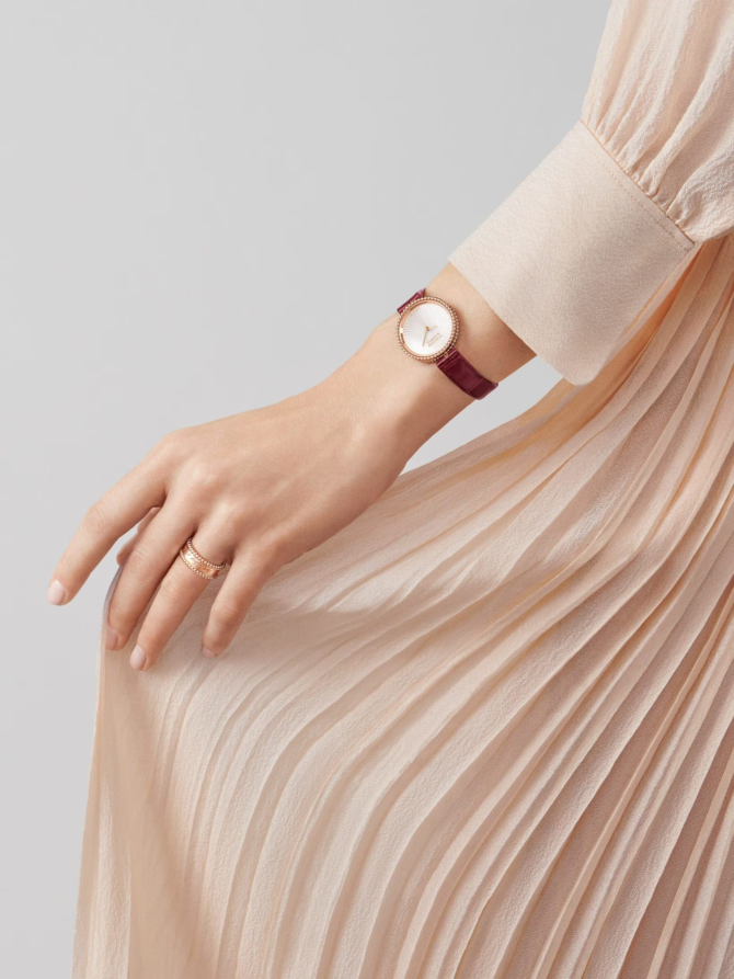 Perlée Signature Ring