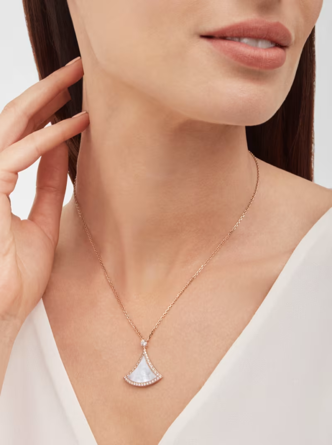 Divas' Dream Necklace