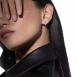 Move Uno Mini Hoops Earrings - Image 2