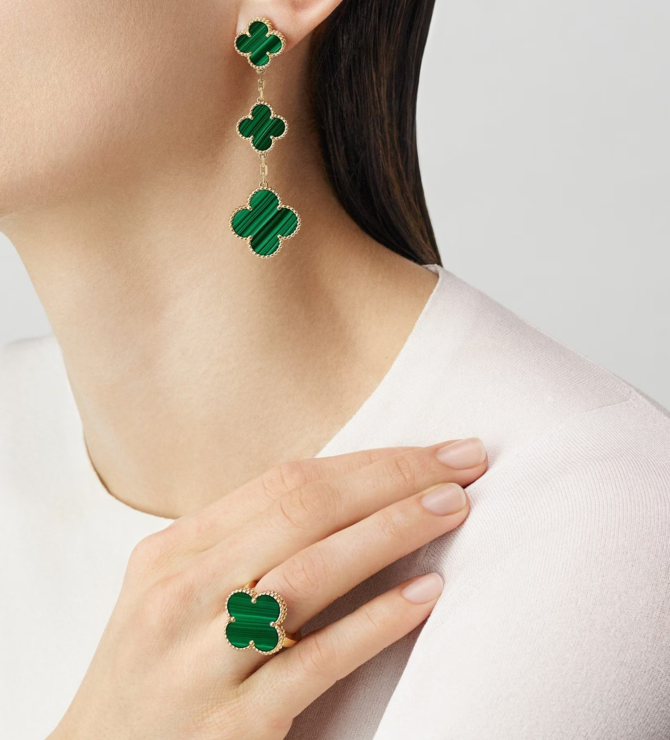 Magic Alhambra Earrings, 3 Motifs