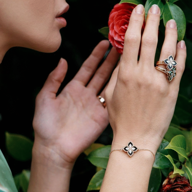 Princess Flower Bracelet with Diamonds