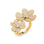 Frivole Between the Finger Ring