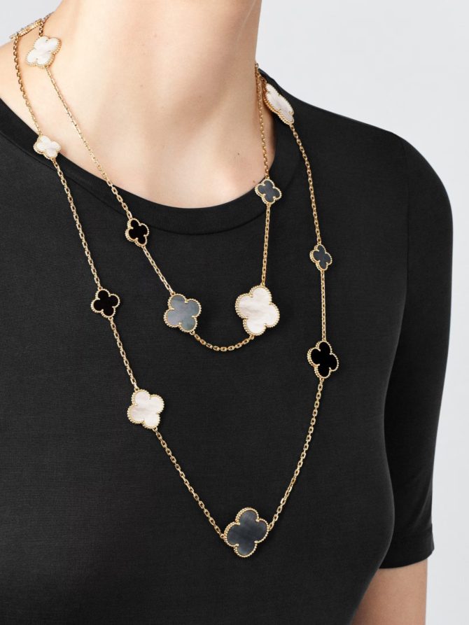 Magic Alhambra Long Necklace, 16 Motifs