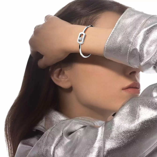 So Move Bangle