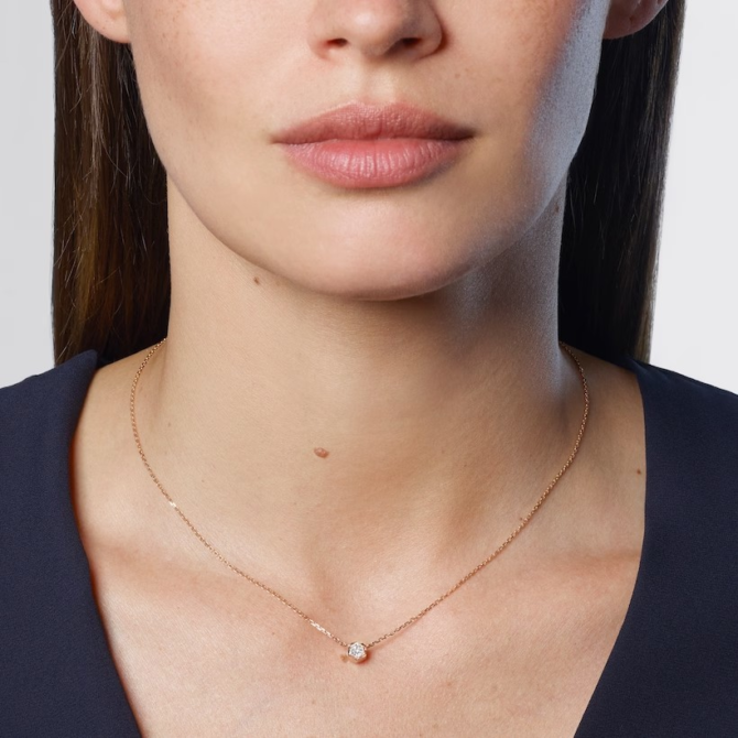 Bee de Chaumet 0.5-carat Pendant, Diamonds
