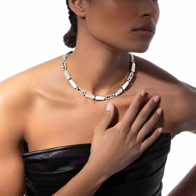 Imperial Move Diamond Necklace