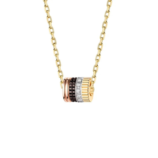 Quatre Classique Pendant, S Motif