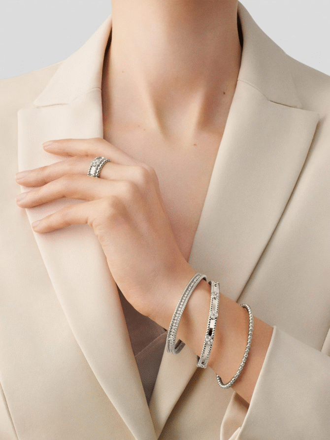 Perlée Pearls of Gold Ring, Medium Model